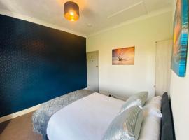 Hotel Photo: Townhouse @ Etruria Vale Road Stoke