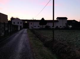 Hotel fotoğraf: Appartamento in Cascina Cortazza