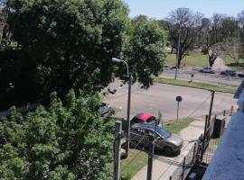 Gambaran Hotel: HERMOSO APTO A METROS DEL ESTADIO CENTENARIO IDEAL COPA LIBERTADORES