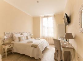 Affittacamere Casa Dane', hotel v destinaci La Spezia