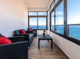 รูปภาพของโรงแรม: Anaga Ocean Views (A): Mountain and Beach Retreat