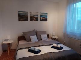 Foto di Hotel: Diósgyőri Apartman