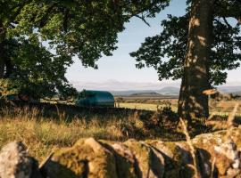 Cardross Estate Glamping Pods, Hotel in Stirling