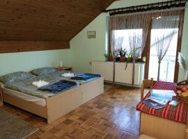 รูปภาพของโรงแรม: OPG Vuk bed&breakfast "Čarobni snovi"