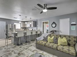 Hotel Photo: North Las Vegas Hideaway with Grill Less Than 10 Mi to Strip