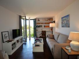 รูปภาพของโรงแรม: Apartament al centre de sant feliu