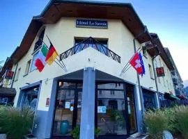 Hôtel Le Savoie, хотел в Албервил