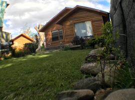Cabaña Altuē, hotel in El Calafate