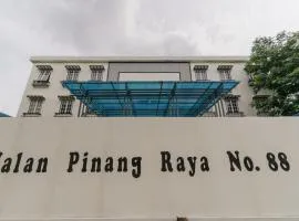 RedDoorz Plus @ Pondok Labu