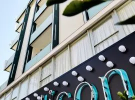 麦迪逊酒店