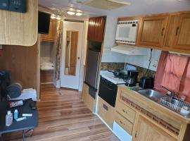 A picture of the hotel: 20 feet RV with room for 4