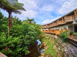 Iriomotejima-Jungle Hotel Painumaya, hotel i Iriomote