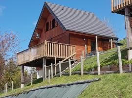 Zdjęcie hotelu: Chalet montagnard Perce Neige avec terrasse plein sud-5 personnes
