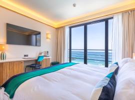 Hôtel Le Café de Paris, hotel in Biarritz