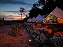 Nomada Glamping & Aguas Termales - San Miguel de Allende X NANTLI LIVING, hotel a San Miguel de Allende