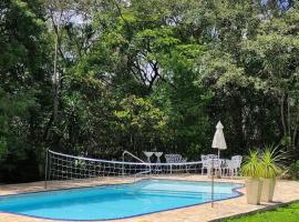 Hotelfotos: chácara com piscina em Mairiporã