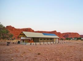 Namib Desert Camping2Go, Hotel in Solitaire