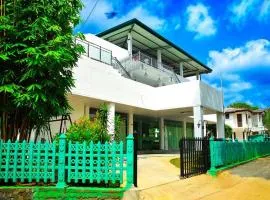 Hotel Green View Buttala