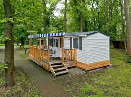 A picture of the hotel: KNAUS Campingpark Hamburg