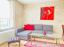 A picture of the hotel: aday - Central cozy and bright apartment