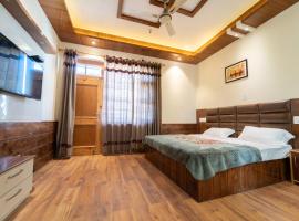 Mathan View Homestay - 3min Drive to Kullu-Manali Airport, hotel v destinaci Shamshi