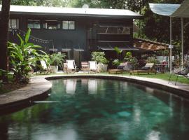 La Negra Surf Hotel, hotel din Nosara