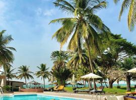 Kololi Beach Resort, hotel in Kololi