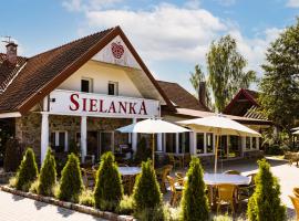 Kozi Dwór - Sielanka, hôtel à Gietrzwałd