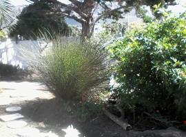 Self Catering Unit 6, Sandbaai, ξενοδοχείο σε Hermanus