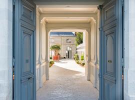 Les Trésorières, hotel in Tours