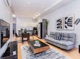 Hotel Photo: New classy 2 bedroom apartment in Le Plateau by DenStays