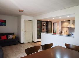 Hotel Photo: Belgrano Apartment con cochera