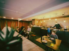 Travel Hotel Kruisem, ξενοδοχείο σε Kruishoutem