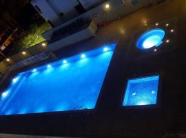 A picture of the hotel: Hermoso Apartamento Completamente Dotado - en el Rodadero Cerca a Arrecife Mall