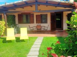 Hotel Photo: Studio with furnished terrace and wifi at Pescia Romana 3 km away from the beach