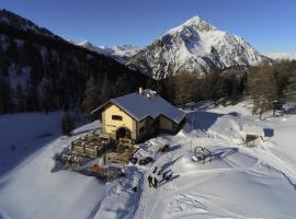 Hotel fotoğraf: Rifugio Baita Gimont