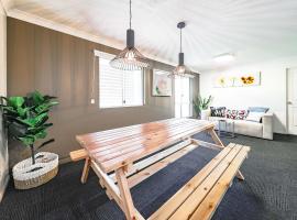 Hotel Photo: Calamvale Business or Holiday like Home