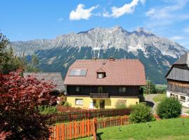 Hotel Photo: Holiday Home Landhaus Prieger - OBL100 by Interhome
