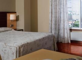 Apartamentos Portazgo, hotel in A Coruña