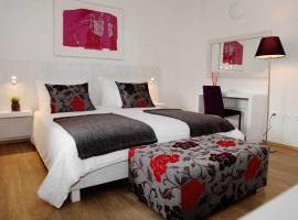 Boutique Hotel Dvor, Hotel in Dobrovo