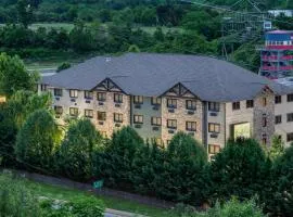 Brookstone Lodge near Biltmore Village, Ascend Hotel Collection, hotel in Asheville