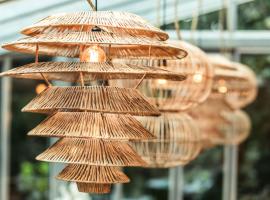 Hotel Au Nom De Dieu, hotel in Dilsen-Stokkem