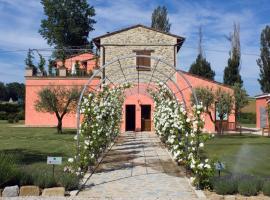 होटल की एक तस्वीर: Agriturismo Casale Le Selvette