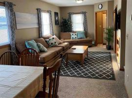 Фотография гостиницы: Close to Duluth! Centrally Located-Lake Superior Minutes Away!