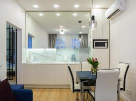 Zdjęcie hotelu: Moder Chic Apartment in Center-PRIME RENTALS