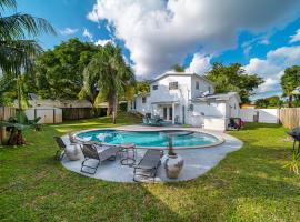 Pool Home, khách sạn ở Hollywood