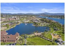Modern Riverstone Condo with Grand Deck - Steps to Shops, Restaurants, Trails and River