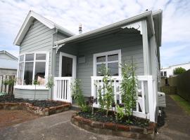 Хотел снимка: Kingwell Cottage - New Plymouth Holiday Home