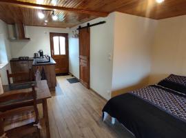 Gambaran Hotel: Studio chaleureux dans les monts du Forez