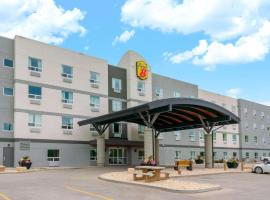 Super 8 by Wyndham Winnipeg East MB, ξενοδοχείο στο Γουίνιπεγκ